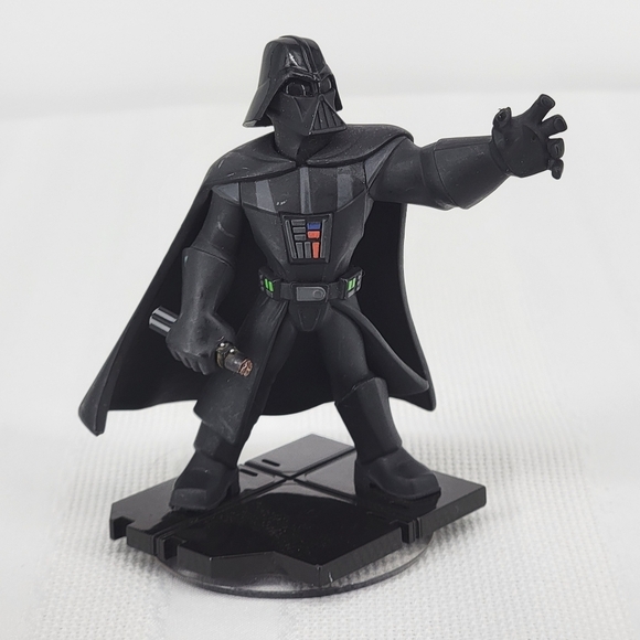 Disney Infinity 3.0 Character - Darth Vader (Star Wars) *Missing Lightsaber* - Picture 1 of 3